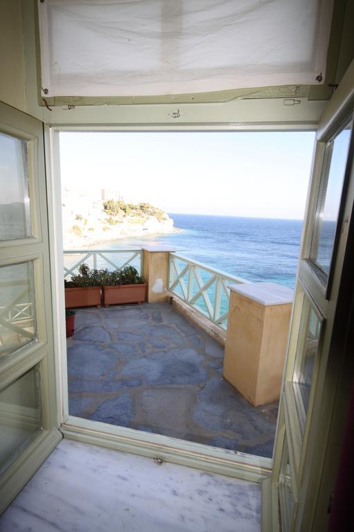 Apollonos Seafront Apartment Ermoupoli Exterior photo